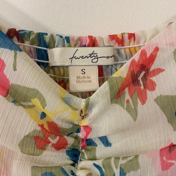 Forever 21 Spring Summer Floral Dress - Picture 3 of 5